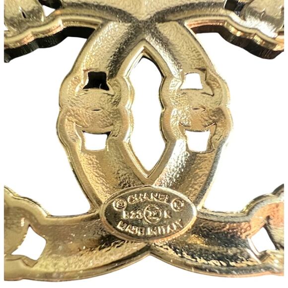 Gold CHANEL Interlocking Multi CC Brooch B23 K (CHXX018) - Picture 5 of 5